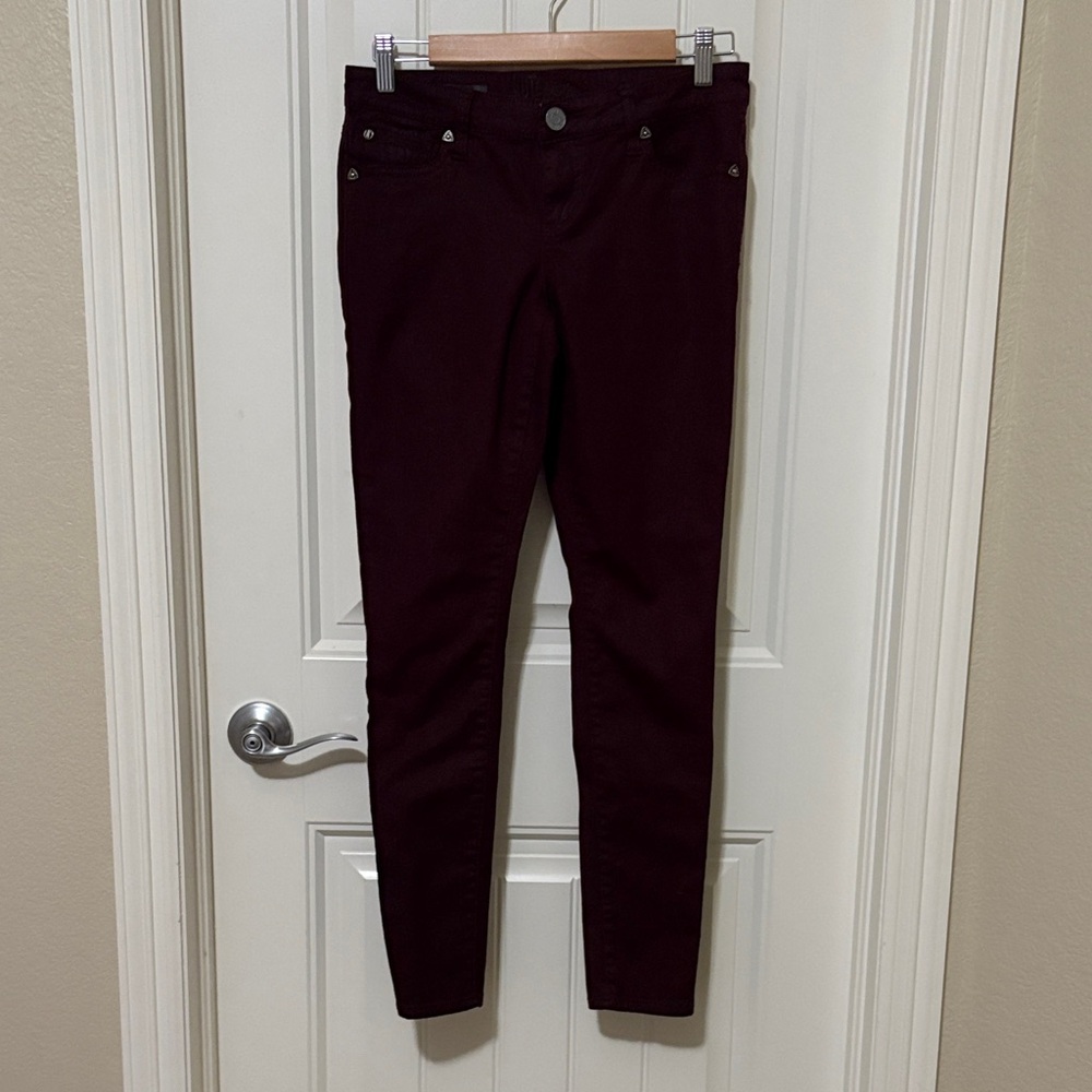 Kut from the Kloth Viv Toothpick Skinny Pants in Deep Plum